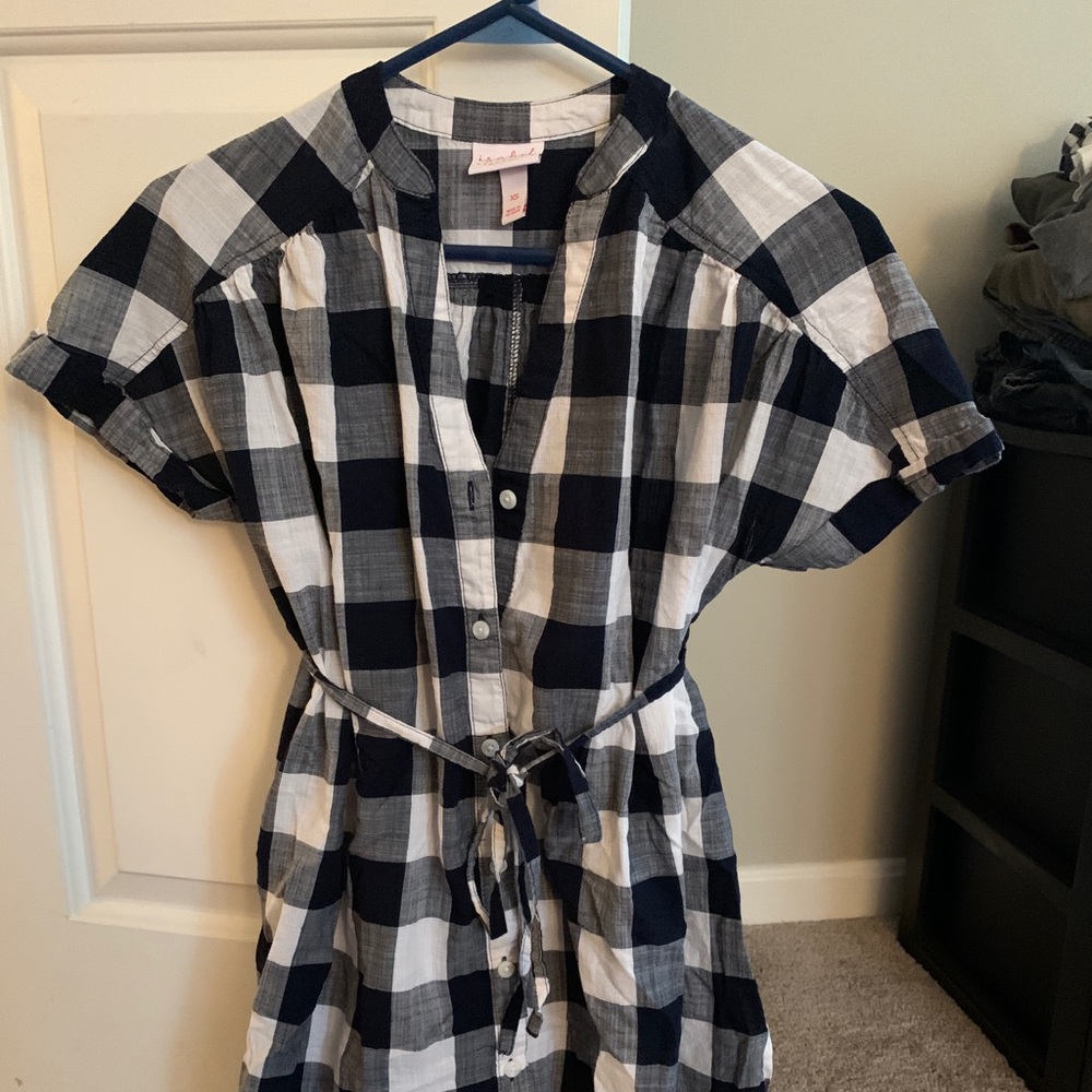 Women’s maternity size XS short sleeve blouse